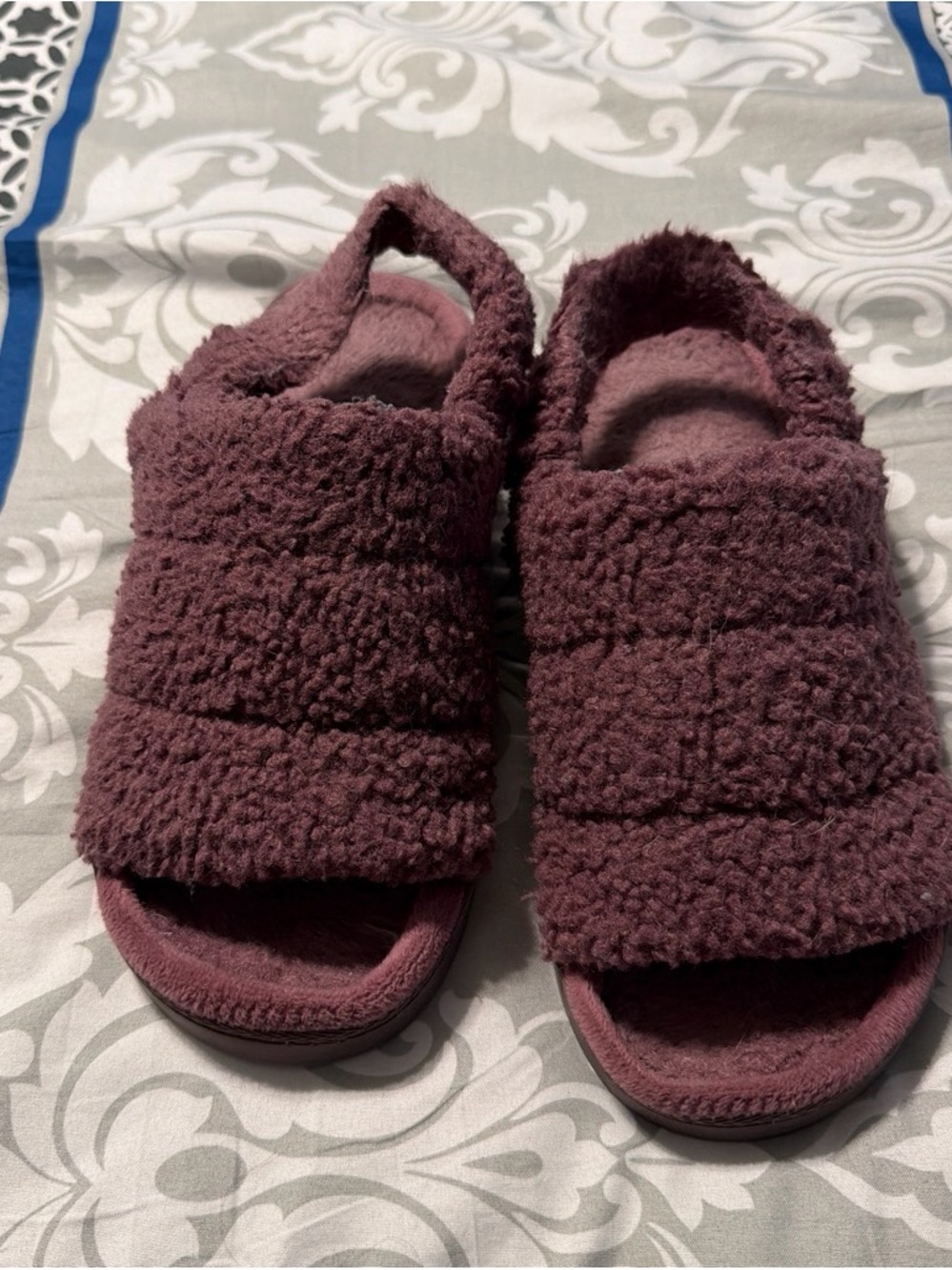 Women’s Plush Slide Sandals - Mauve